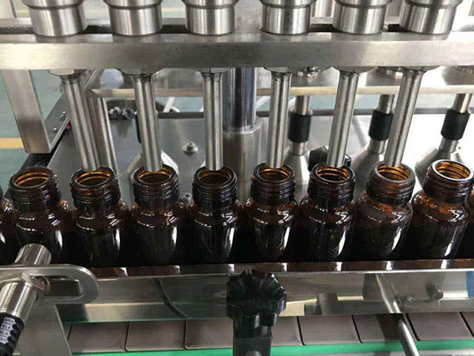 1000BPH معدات إنتاج العطور الصغيرة آلة تعبئة زجاجة الحليب